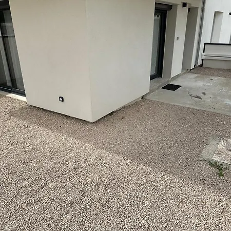 2 Rdc Avec Exterieur *